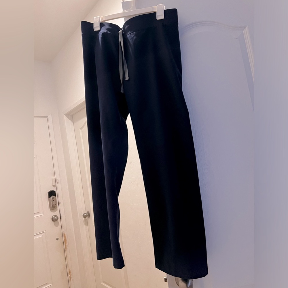 FIGS- Livingston Scrub Pants